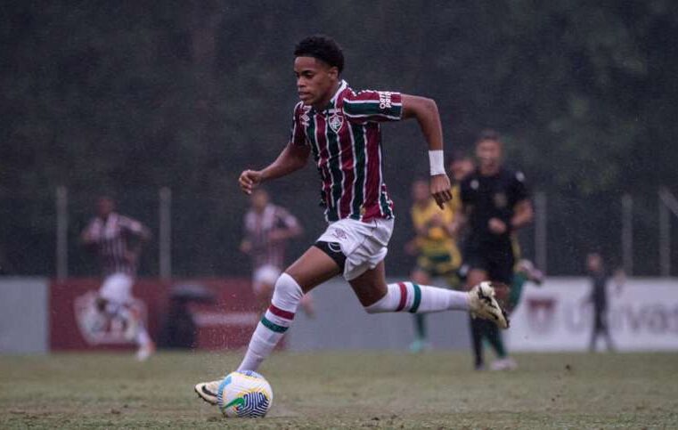 Fluminense pode perder três promessas para o futebol europeu